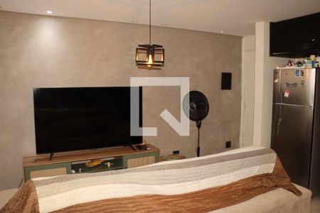 Apartamento para alugar com 2 quartos, 54m² em Cemucam, Cotia