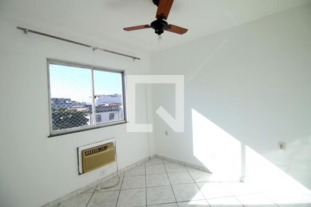Quarto 2 de apartamento para alugar com 2 quartos, 80m² em Ramos, Rio de Janeiro
