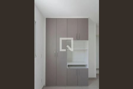 Quarto de apartamento para alugar com 3 quartos, 63m² em Cambuci, São Paulo