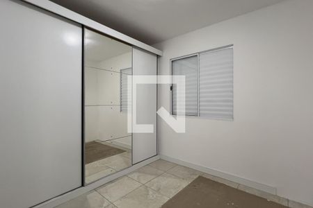 Quarto 2 de apartamento para alugar com 2 quartos, 46m² em Parque Sao Miguel, Guarulhos