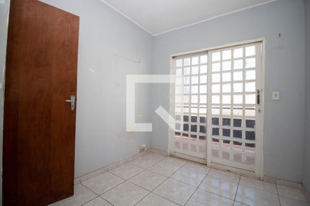 Quarto 1 de casa para alugar com 2 quartos, 50m² em Vila Planalto, Brasília
