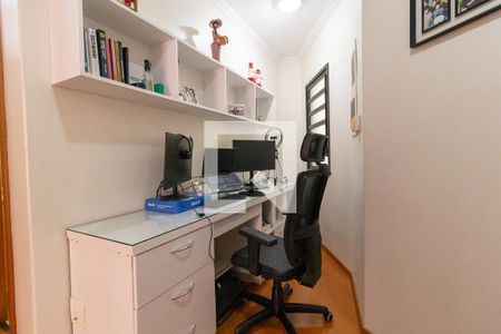 Escritório de casa à venda com 4 quartos, 350m² em Cidade Industrial, Curitiba