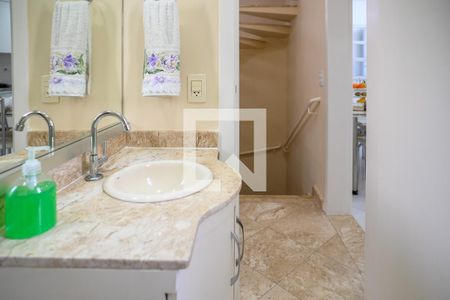 Lavabo de casa de condomínio à venda com 3 quartos, 120m² em Bosque da Saúde, São Paulo
