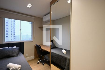 Quarto 1 de apartamento para alugar com 2 quartos, 40m² em Cidade Jardim, São Paulo
