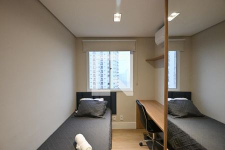 Quarto 1 de apartamento para alugar com 2 quartos, 40m² em Cidade Jardim, São Paulo