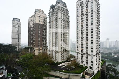 Vista do Quarto 1 de apartamento para alugar com 2 quartos, 40m² em Cidade Jardim, São Paulo