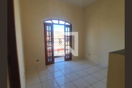 Sala de casa para alugar com 2 quartos, 120m² em Parque Primavera, Guarulhos