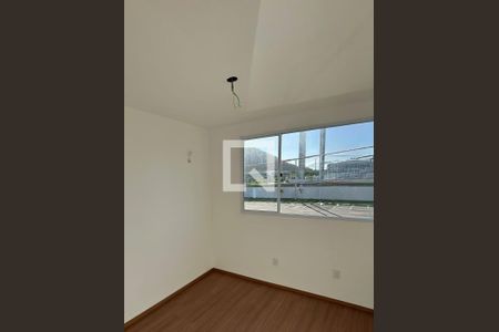Quarto de apartamento para alugar com 2 quartos, 55m² em Recreio dos Bandeirantes, Rio de Janeiro