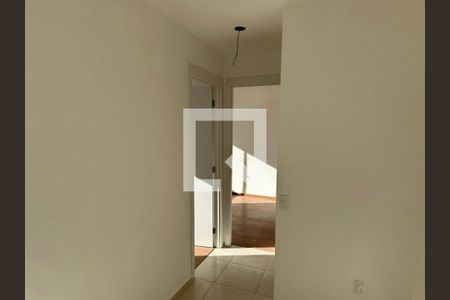 Corredor de apartamento para alugar com 2 quartos, 55m² em Recreio dos Bandeirantes, Rio de Janeiro