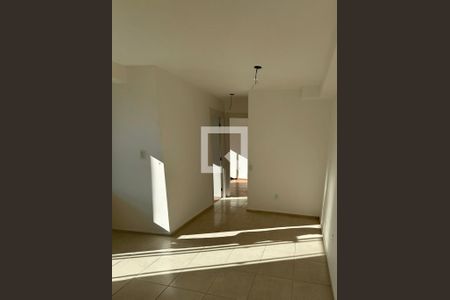 Sala de apartamento para alugar com 2 quartos, 55m² em Recreio dos Bandeirantes, Rio de Janeiro