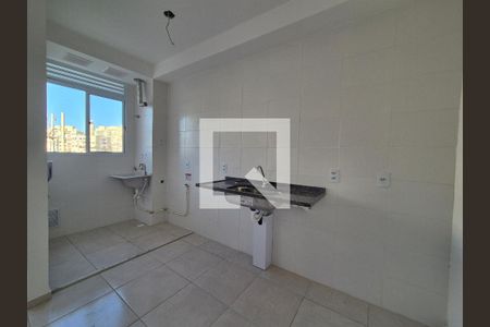 Sala/cozinha de apartamento para alugar com 2 quartos, 55m² em Recreio dos Bandeirantes, Rio de Janeiro