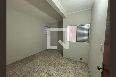 Quarto 2 de casa para alugar com 2 quartos, 80m² em Vila Engenho Novo, Barueri