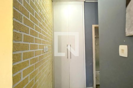 Corredor de apartamento para alugar com 3 quartos, 130m² em Funcionários, Belo Horizonte