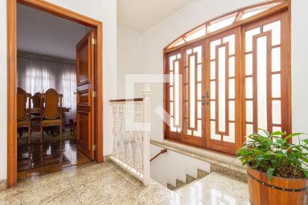 Casa à venda com 7 quartos, 430m² em São Domingos, São Paulo