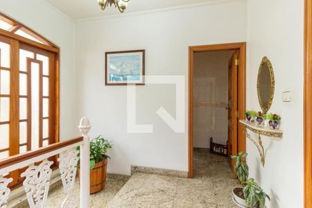 Sala/Entrada de casa à venda com 7 quartos, 430m² em São Domingos, São Paulo