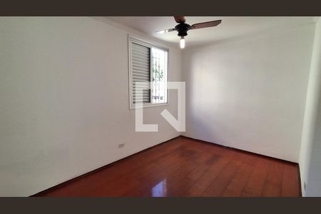 Quarto 1 de apartamento para alugar com 2 quartos, 65m² em São José, São Caetano do Sul