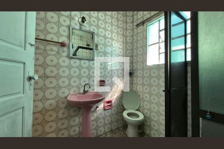 Banheiro de casa à venda com 2 quartos, 200m² em Parque Novo Oratório, Santo André