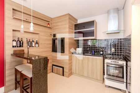 Cozinha de casa para alugar com 3 quartos, 209m² em Jardim Sabará, Porto Alegre