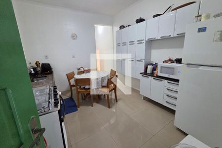 Cozinha de casa para alugar com 4 quartos, 133m² em Canto do Forte, Praia Grande