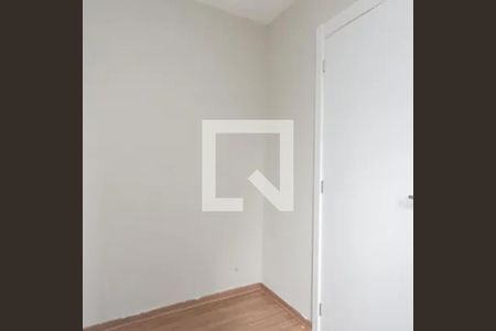 Quarto de apartamento à venda com 2 quartos, 34m² em Guaianases, São Paulo