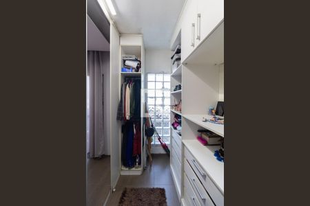 Casa 1 Quarto 1 Closet de casa à venda com 5 quartos, 120m² em Itaquera, São Paulo