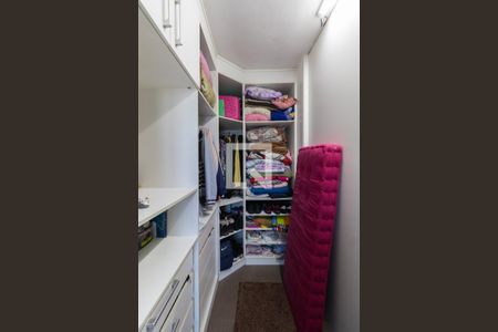 Casa 1 Quarto 1 Closet de casa à venda com 5 quartos, 120m² em Itaquera, São Paulo