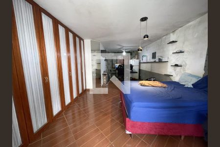 Casa à venda com 6 quartos, 400m² em Vila Tramontano, São Paulo