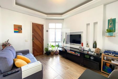 Apartamento à venda com 2 quartos, 45m² em Carlos Prates, Belo Horizonte