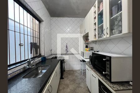 Cozinha de casa à venda com 3 quartos, 210m² em Castelo, Belo Horizonte