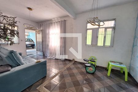 Casa para alugar com 2 quartos, 65m² em Santa Cruz da Serra, Duque de Caxias