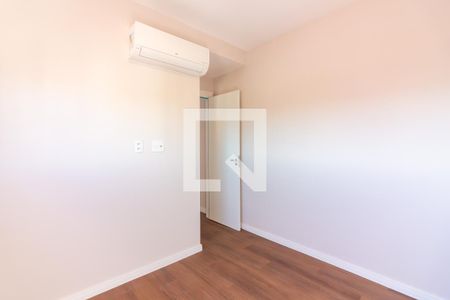 Quarto 1 de apartamento para alugar com 2 quartos, 39m² em Presidente Altino, Osasco