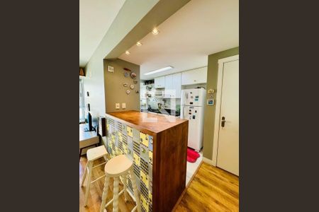 Sala de apartamento para alugar com 2 quartos, 68m² em Petrópolis, Porto Alegre