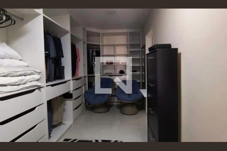 Casa à venda com 4 quartos, 300m² em Vargem Pequena, Rio de Janeiro