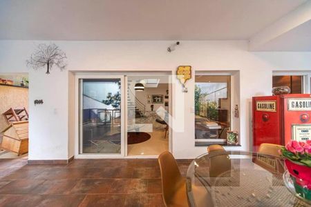 Casa à venda com 4 quartos, 424m² em Vila Eldizia, Santo André