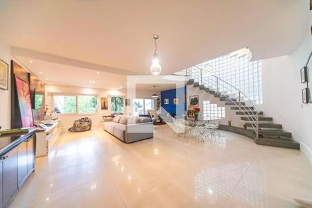 Casa à venda com 4 quartos, 424m² em Vila Eldizia, Santo André