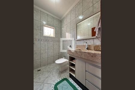 Banheiro de casa à venda com 2 quartos, 250m² em Residencial Bordon, Sumaré