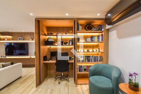 Sala de apartamento à venda com 3 quartos, 125m² em Vila Dom Pedro I, São Paulo