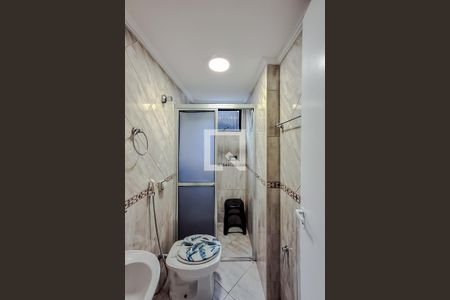 Banheiro de apartamento para alugar com 1 quarto, 50m² em Cambuci, São Paulo