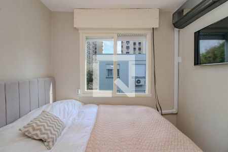 Quarto de apartamento à venda com 1 quarto, 40m² em Passo D’areia, Porto Alegre