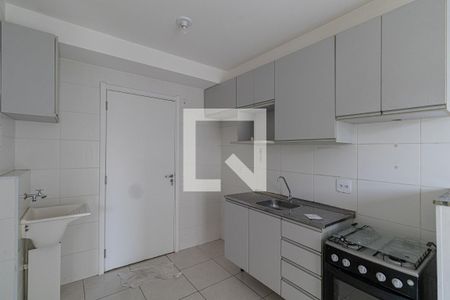 Sala/Cozinha/Área de Serviço  de apartamento para alugar com 1 quarto, 40m² em Vila Penteado, São Paulo