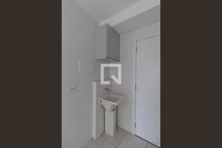 Sala/Cozinha/Área de Serviço  de apartamento para alugar com 1 quarto, 40m² em Vila Penteado, São Paulo