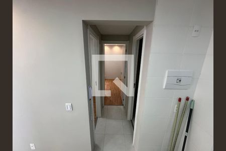 Sala/Cozinha de apartamento para alugar com 2 quartos, 33m² em Vila Ema, São Paulo