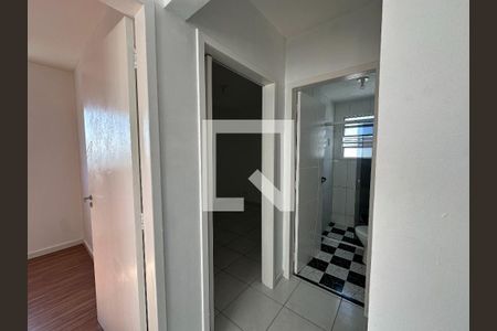 Corredor de apartamento para alugar com 2 quartos, 54m² em Jardim Maria Amelia, Jacareí