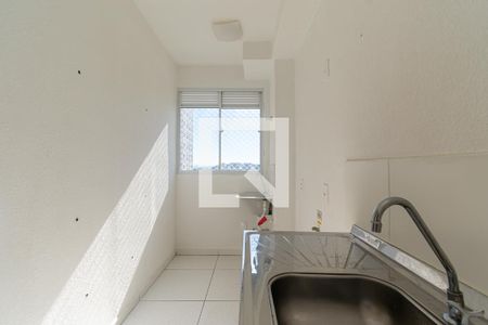 Cozinha de apartamento para alugar com 2 quartos, 42m² em Parque São Lourenço, São Paulo