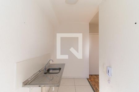 Cozinha de apartamento para alugar com 2 quartos, 42m² em Parque São Lourenço, São Paulo