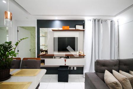 Sala de apartamento para alugar com 2 quartos, 43m² em Recanto Vista Alegre, Cotia