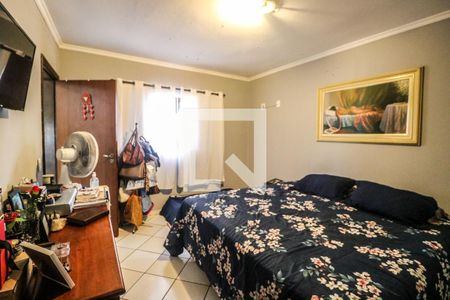 Suíte de casa à venda com 3 quartos, 195m² em Parque Erasmo Assunção, Santo André
