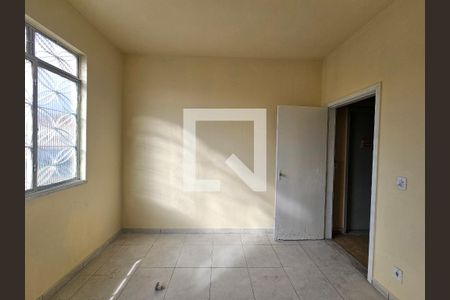 Sala de apartamento para alugar com 2 quartos, 78m² em Santo Antonio da Prata, Belford Roxo