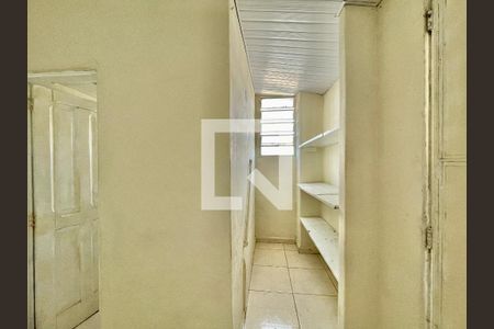 Despensa de casa à venda com 6 quartos, 300m² em Santo Andre, Belo Horizonte