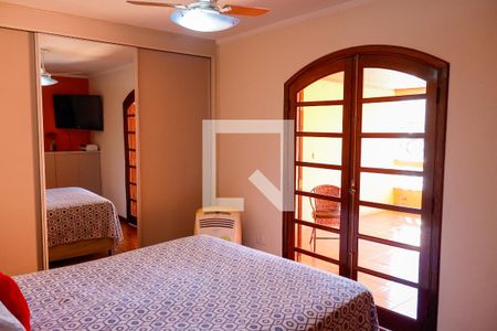 Quarto 1 de casa à venda com 3 quartos, 215m² em Cidade das Flores, Osasco